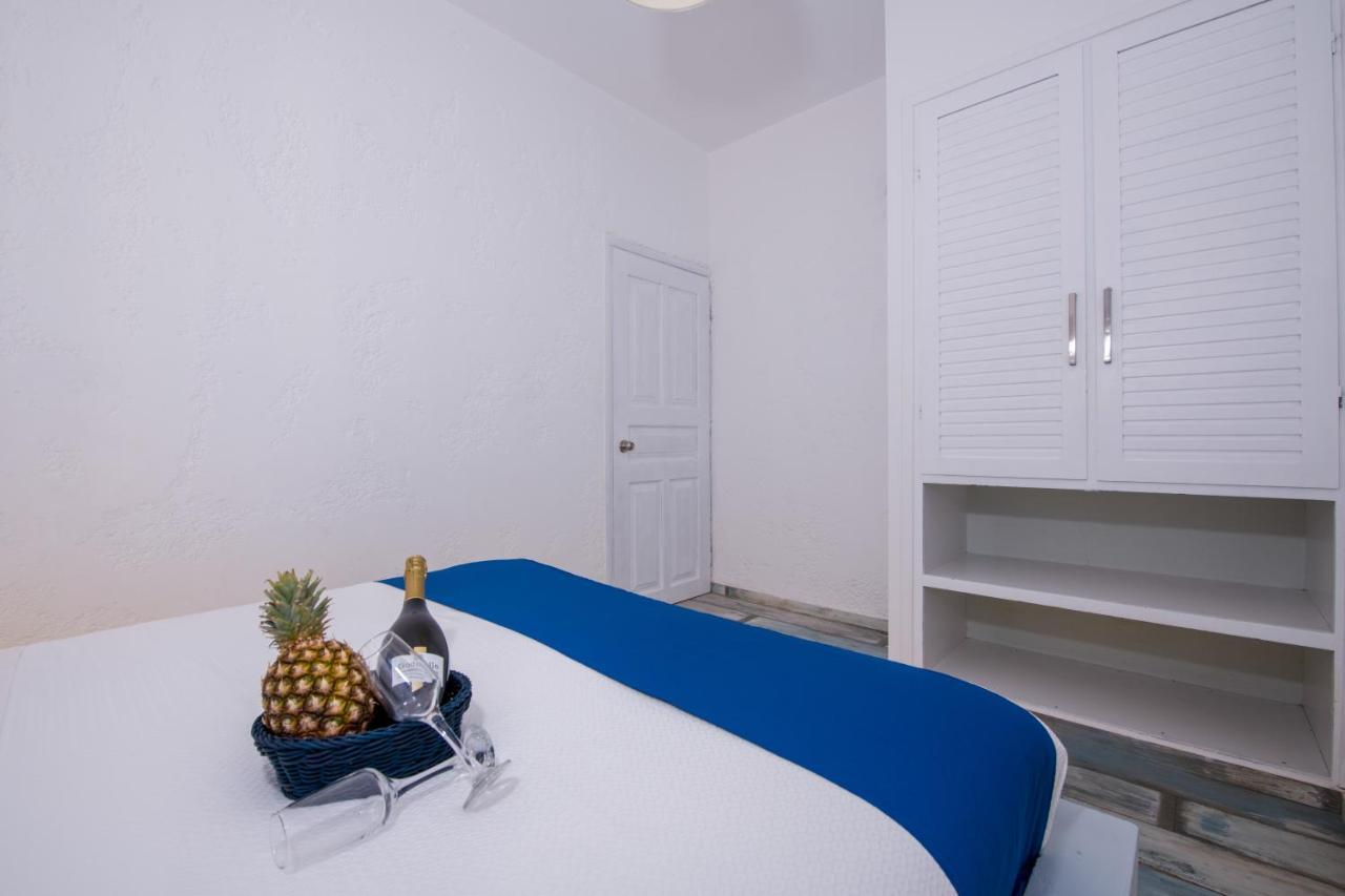 Hotel Evexia Boutique & Agia Marina