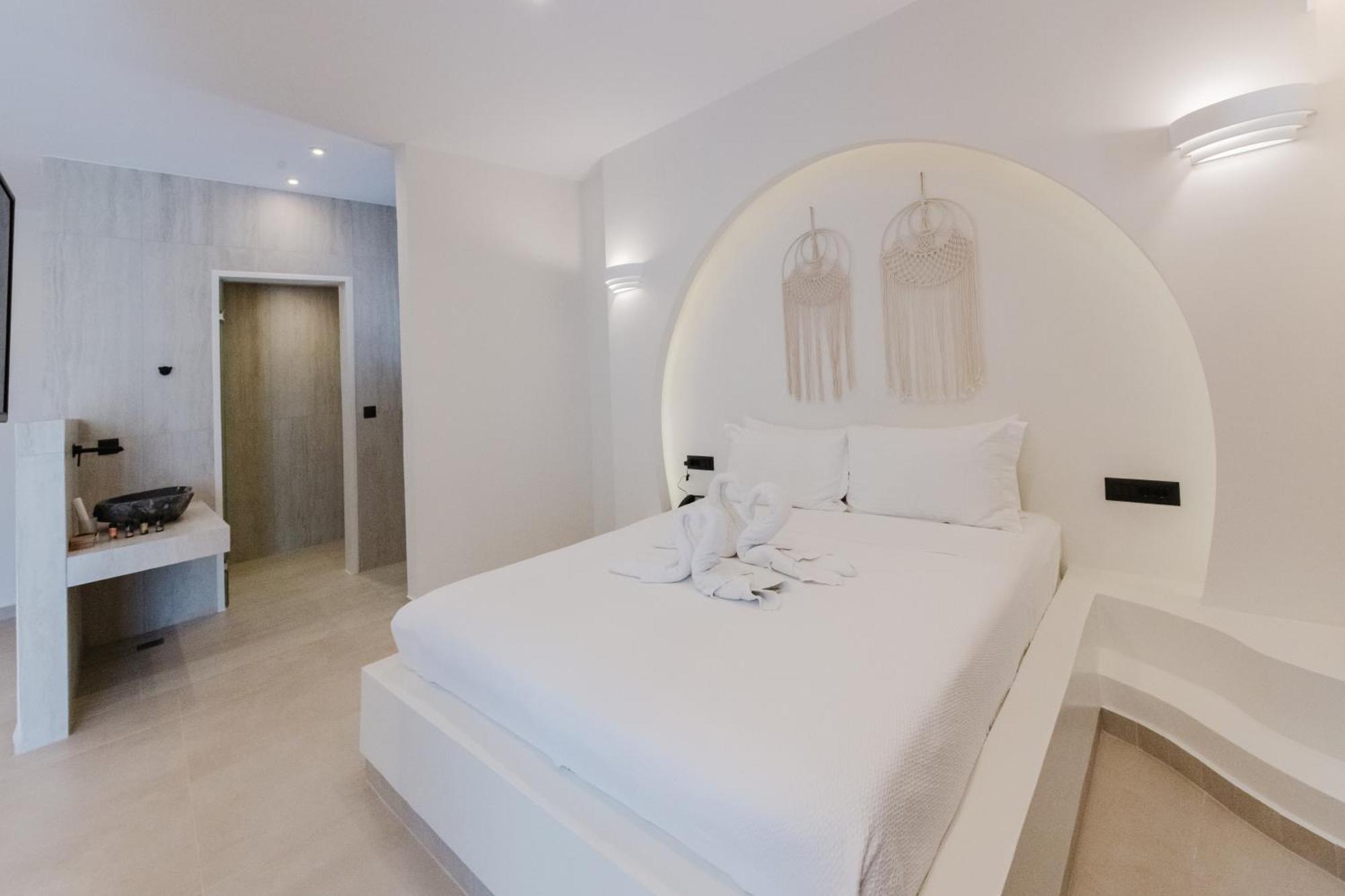 Hotel Evexia Boutique & 4*