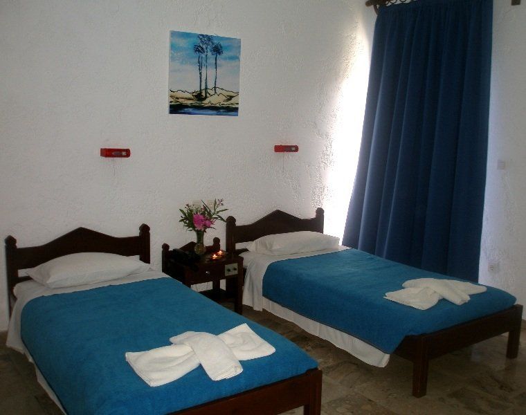 Hotel Evexia Boutique & Agia Marina (Crete)
