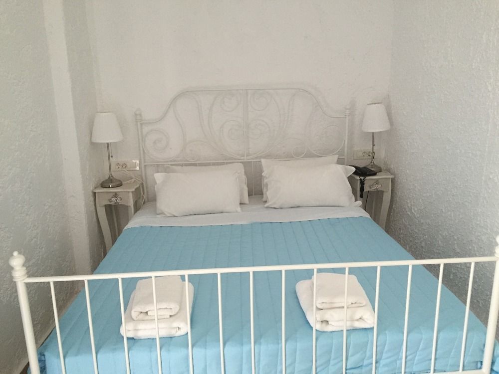 Evexia Boutique & 4* Agia Marina