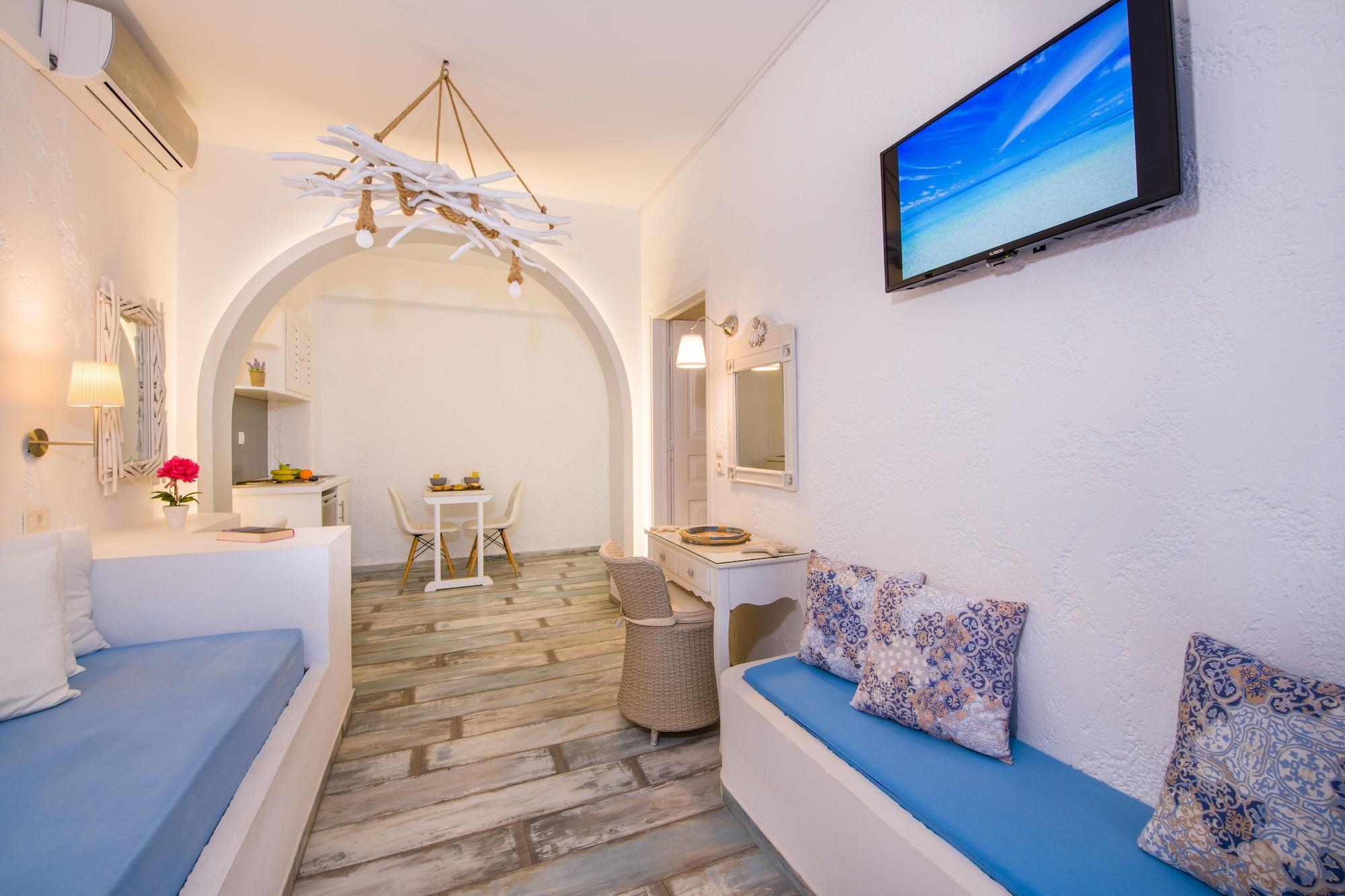Evexia Boutique & Agia Marina
