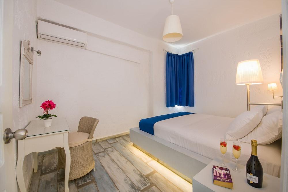 מלון Evexia Boutique & 4*