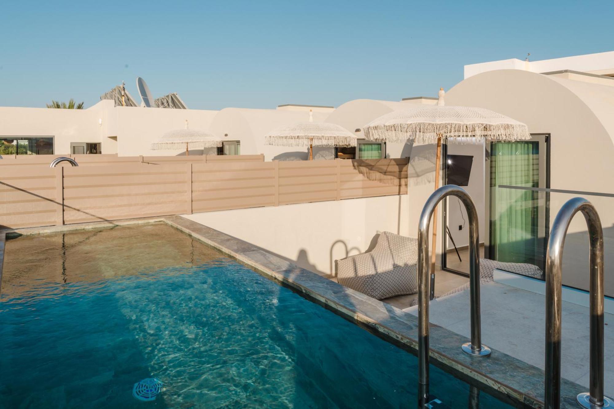 Evexia Boutique & 4* Agia Marina (Crete)